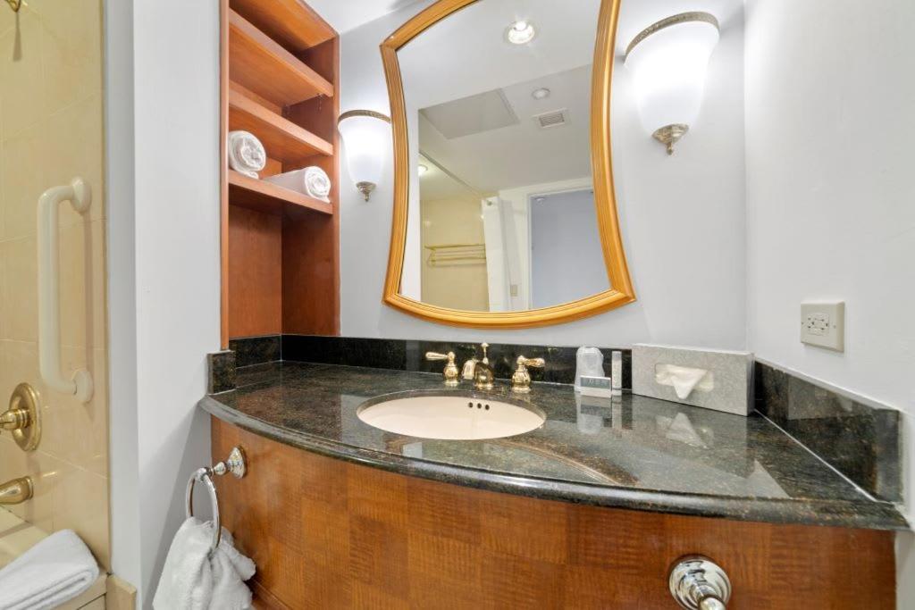 2br On The Boardwalk With 3 Baths Cozysuites * Atlantic City