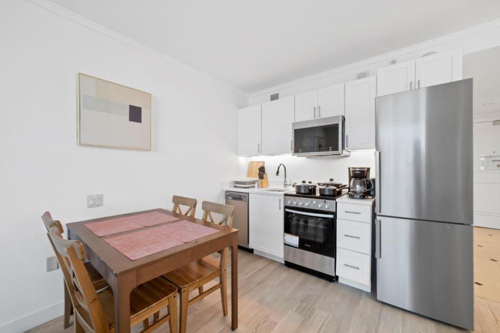 Apartment 2br On The Boardwalk With 3 Baths Cozysuites